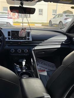 هیۆندای ئەلەنترا